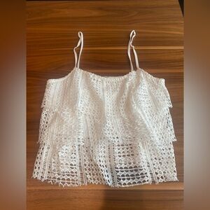White crop top (M)